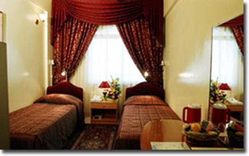 Royalton Hotel Dubai Esterno foto