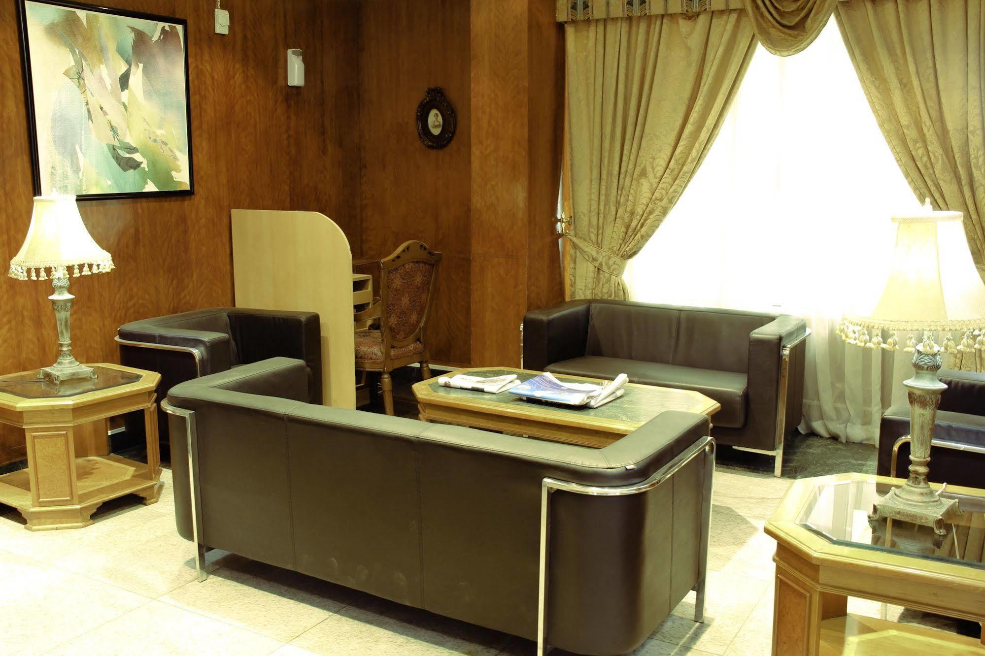 Royalton Hotel Dubai Esterno foto